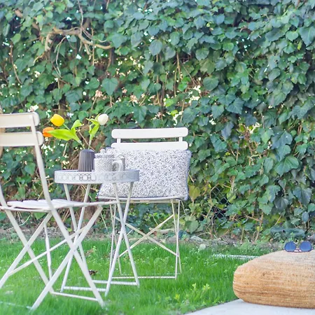 Guesthost - Oasis Of The Knight Villa *