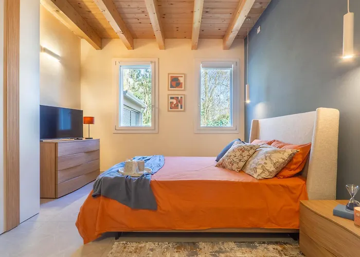 Guesthost - Oasis Of The Knight * Ferrare