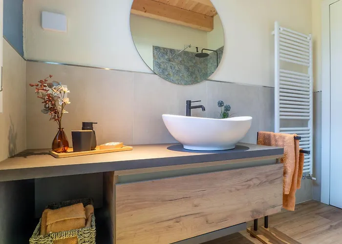 Guesthost - Oasis Of The Knight Villa *