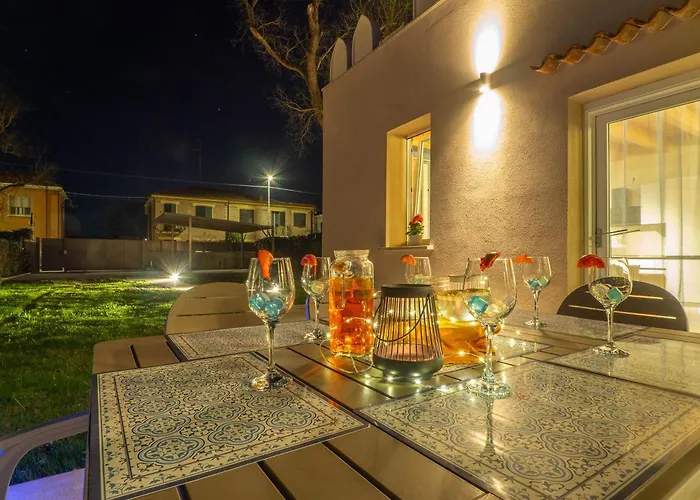 Villa Guesthost - Oasis Of The Knight Ferrare