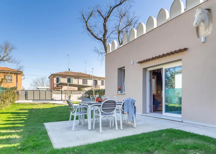 Guesthost - Oasis Of The Knight * Ferrara