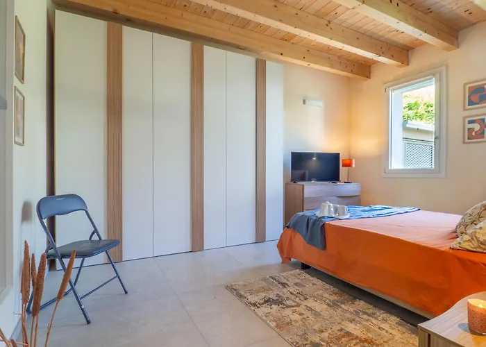 Villa Guesthost - Oasis Of The Knight Ferrara