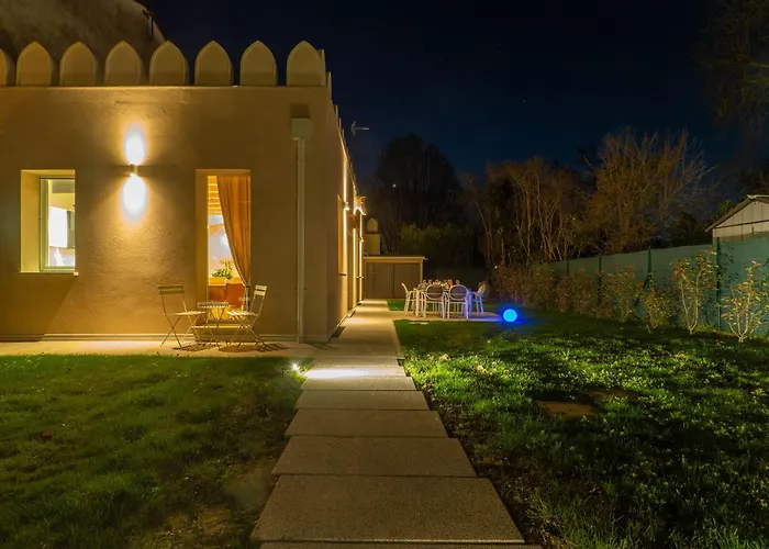 Guesthost - Oasis Of The Knight Ferrara