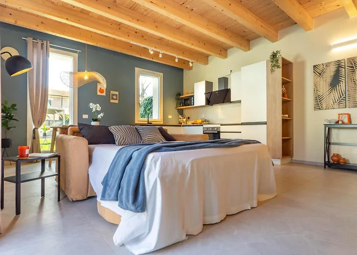 Villa Guesthost - Oasis Of The Knight Ferrare